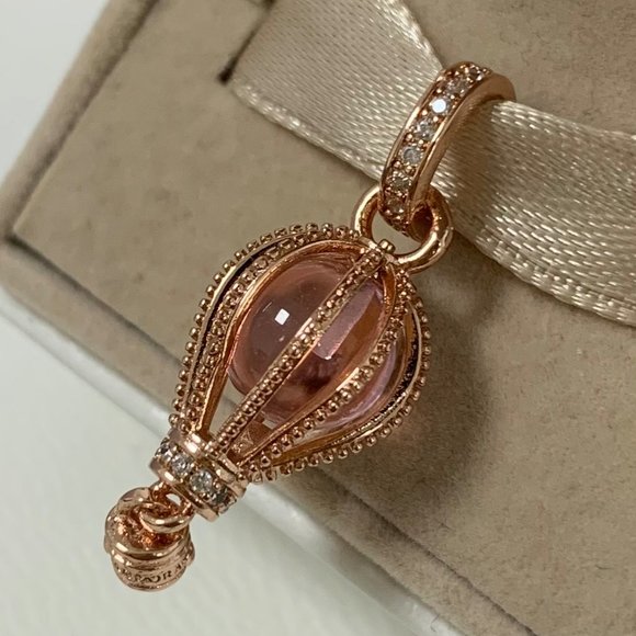 Pandora Sparkling Pink Hot Air Balloon Dangle - Picture 4 of 5